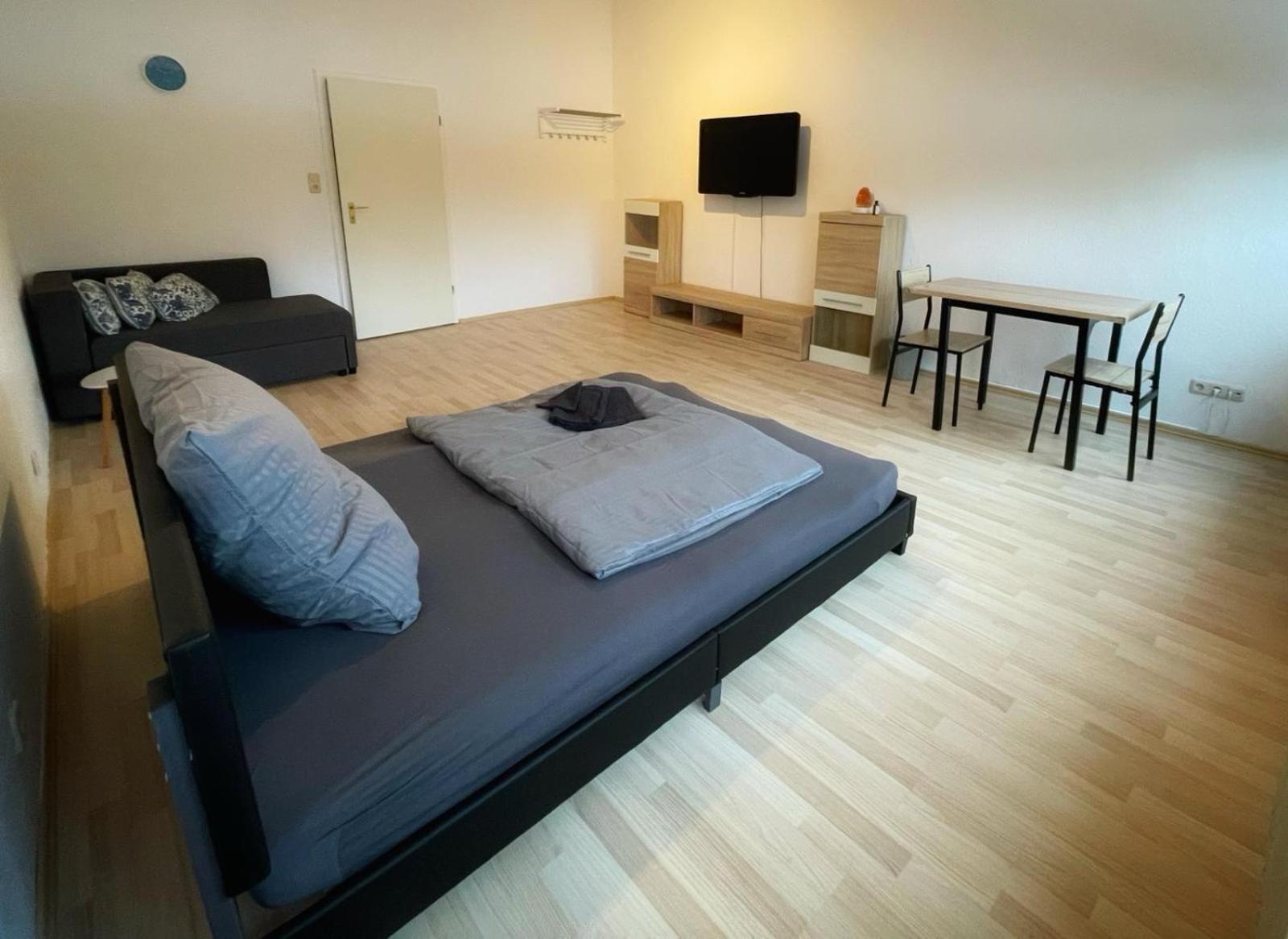 Schoene Ferienzimmer In Wilhelmshaven Exterior foto